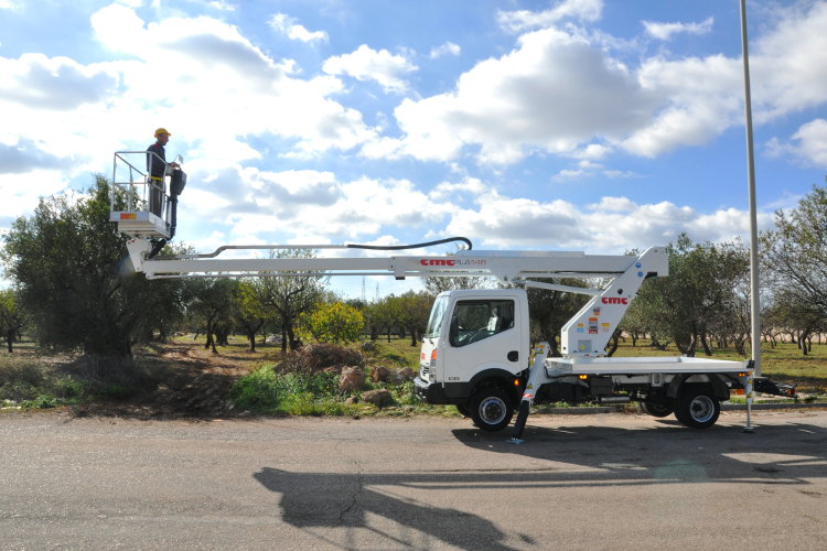 意大利CMC PLA 148原装进口车载升降车