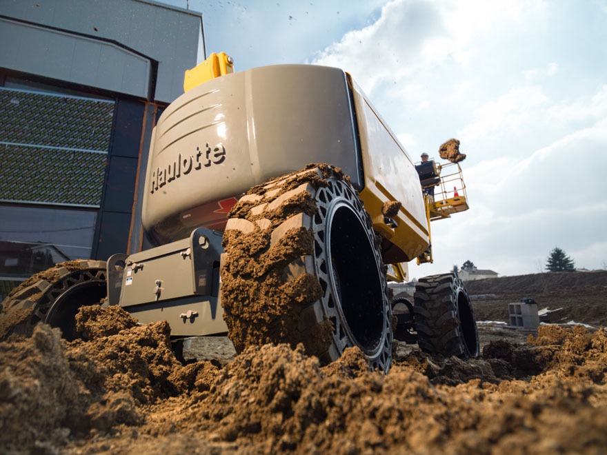 法国Haulotte HA32 RTJ PRO柴油曲臂式升降机