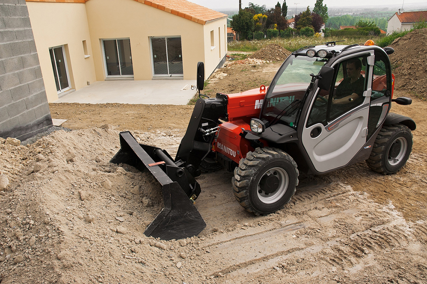 曼尼通Manitou 625 H固定式伸缩臂叉装车 