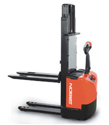 聚力GENEX CLE堆高车