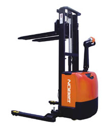 聚力GENEX CLEM堆高车